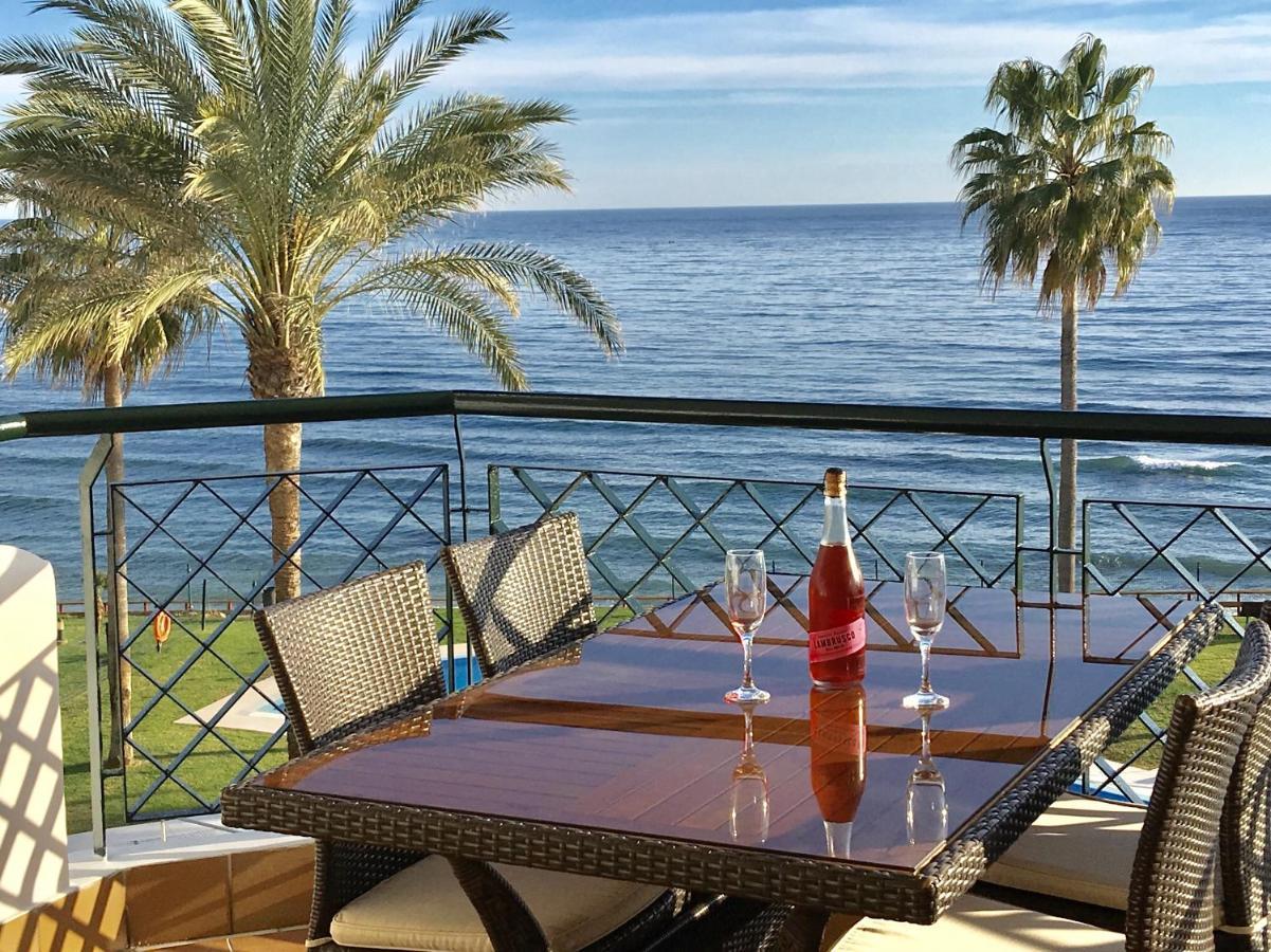 Mi Capricho C16 Beachfront Apartment Sitio de Calahonda Buitenkant foto
