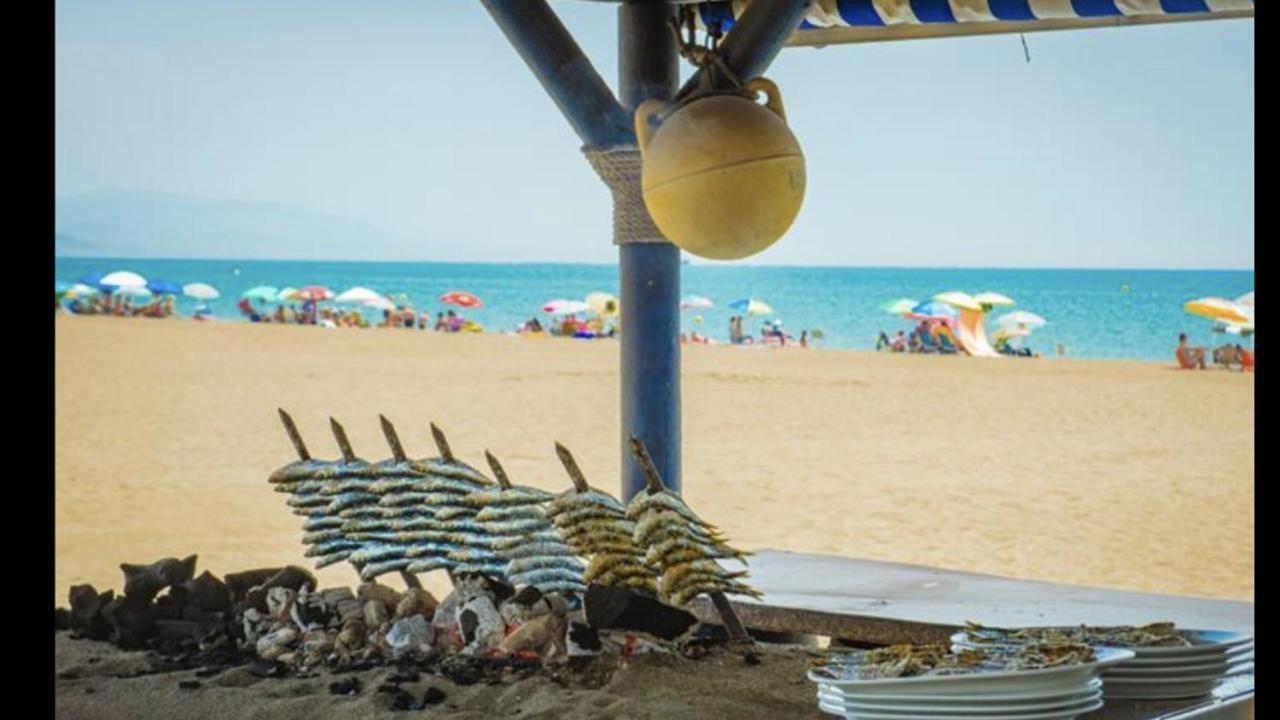 Mi Capricho C16 Beachfront Apartment Sitio de Calahonda Buitenkant foto
